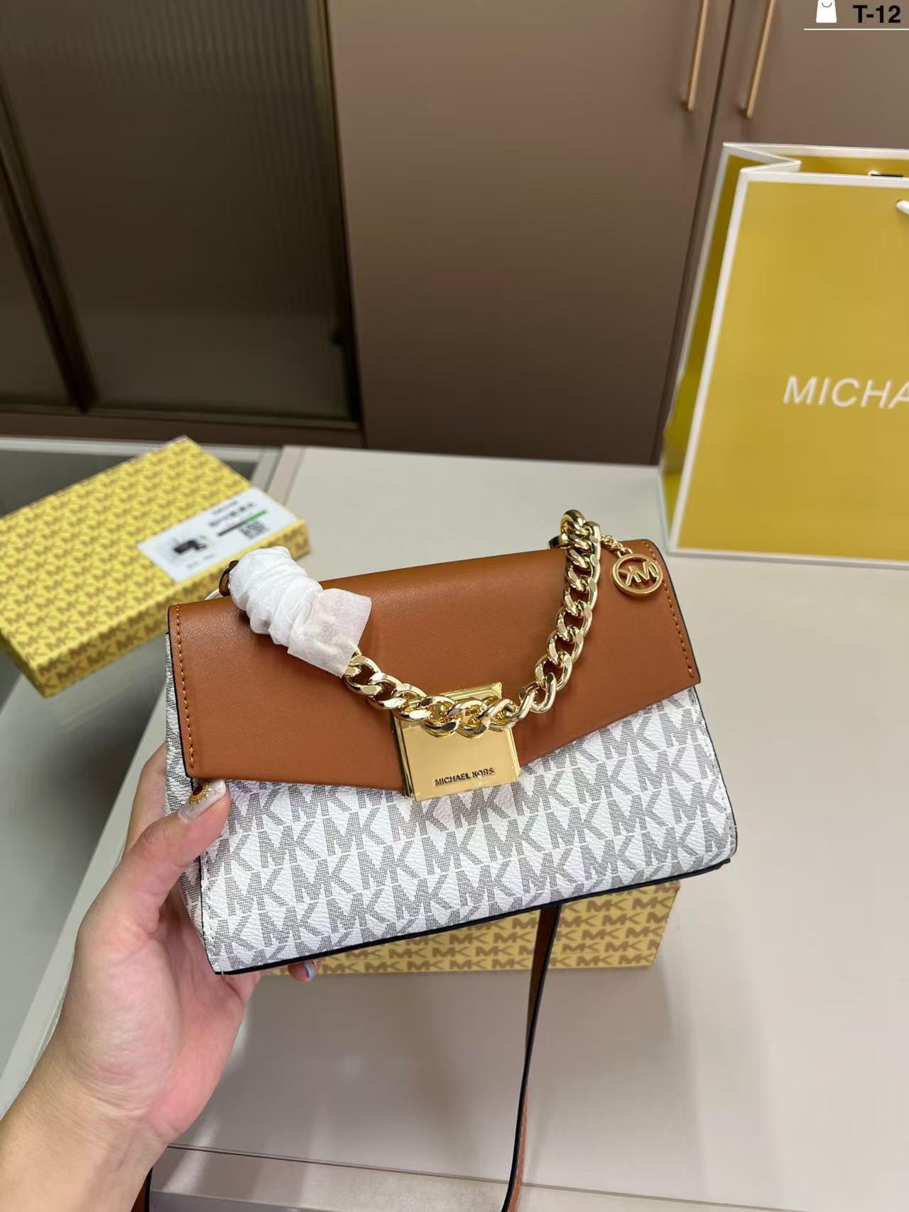 Women'S Bags Of Michael Kors - حقيبة كتف نسائية فاخرة من مايكل