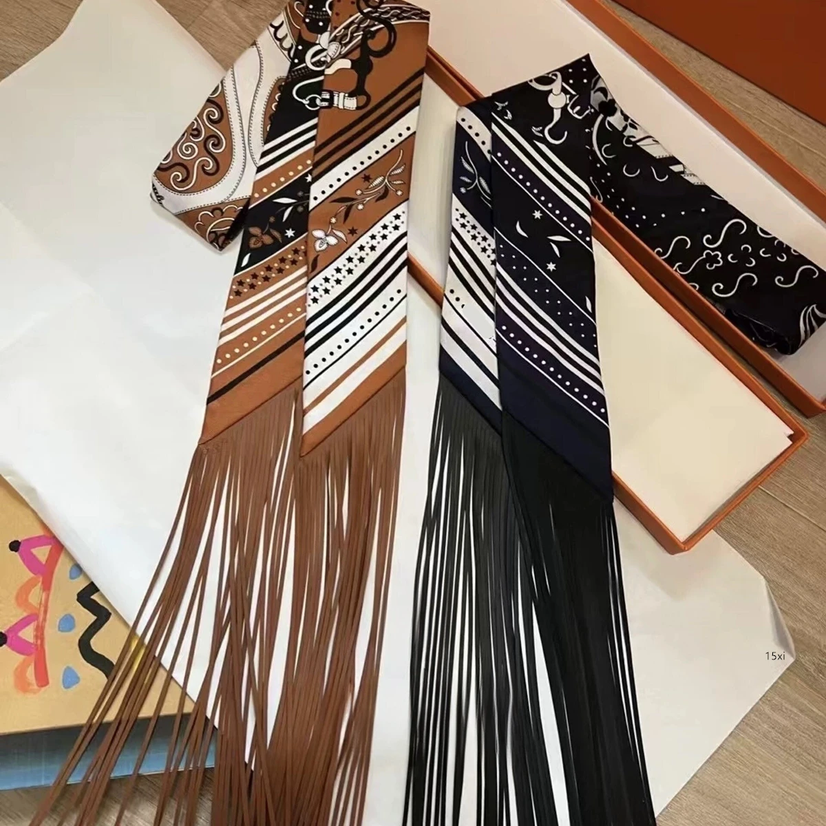 شريط زخرفي نسائي من الحرير بتص - مراجعة Women Bags Europe وسعره