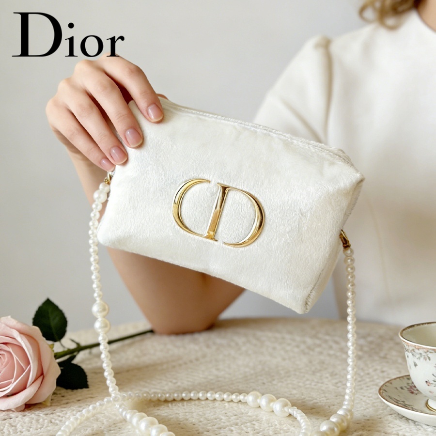 حقيبة ديور البيضاء المخملية لل - مراجعة Women Bags Dior وسعره