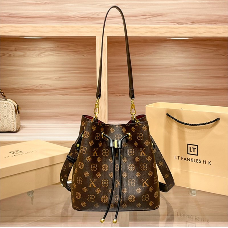 حقيبة يد جلدية فاخرة للنساء، ح - مراجعة Women Bags Popular Brands وسعره
