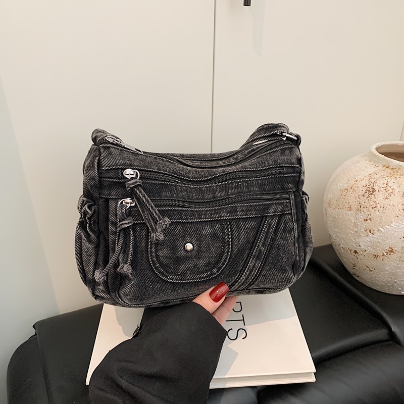 حقيبة دنيم زرقاء بتصميم ريترو  - مراجعة Women Bags Zadig وسعره