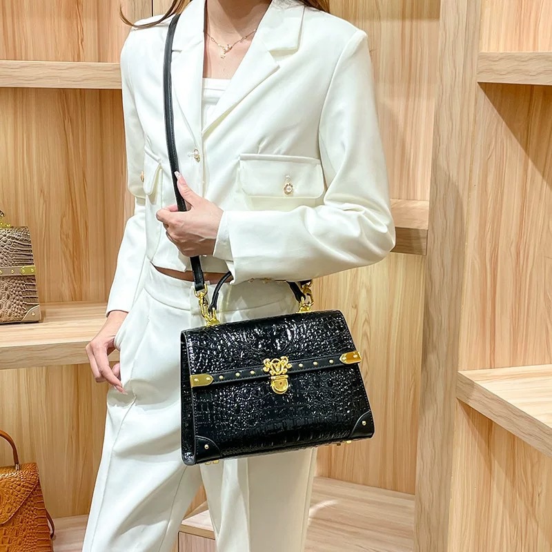 حقائب حفاضات جلدية كلاسيكية عص - مراجعة Women Bags Popular Brands وسعره