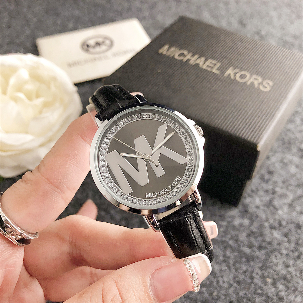 مايكل كورس MK ساعة كوارتز نسائ - مراجعة Women'S Bags Of Michael Kors وسعره