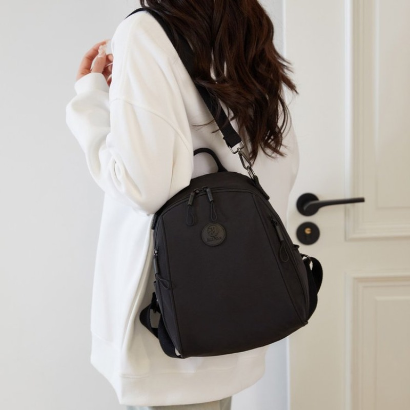 حقيبة حفاضات جلدية أنيقة للنسا - مراجعة Women Bags Popular Brands وسعره