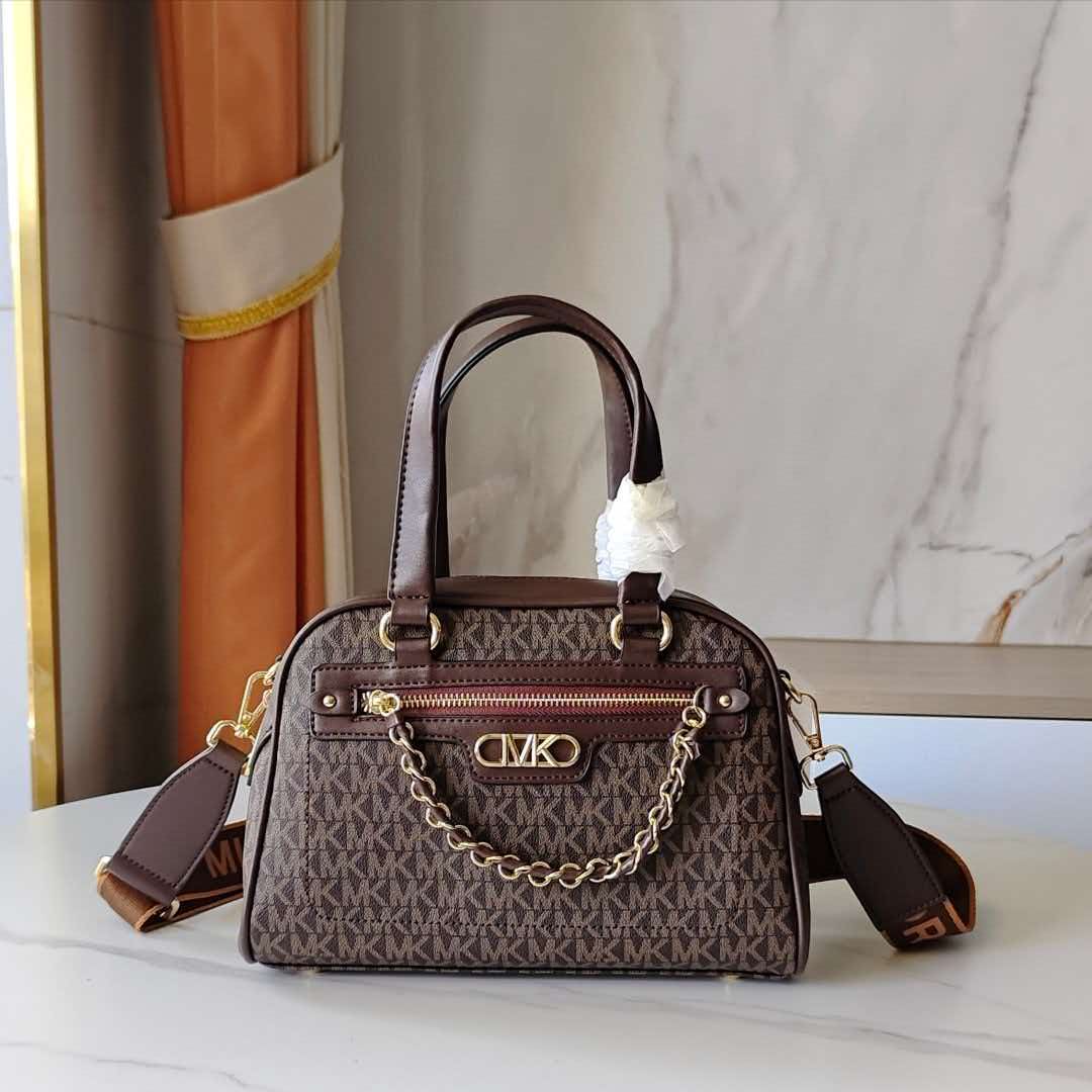 حقيبة يد نسائية جديدة تمامًا م - مراجعة Women'S Bags Of Michael Kors وسعره