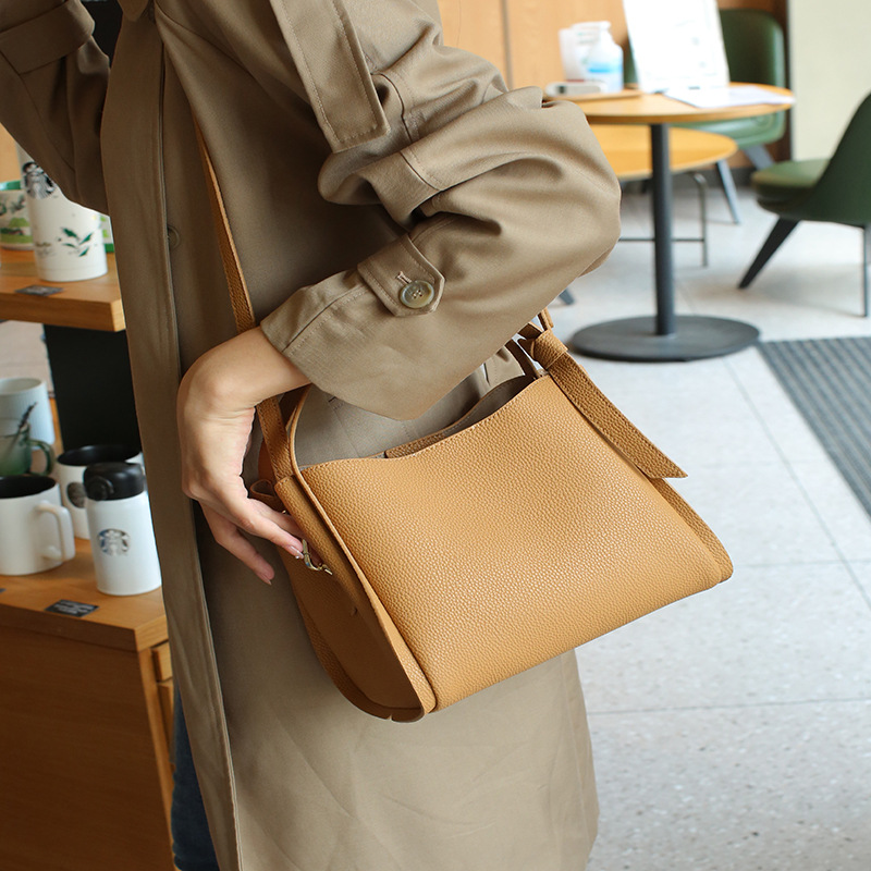 2025 الصيف سيدة الموضة دلو صغي - مراجعة Women Bags Sale وسعره