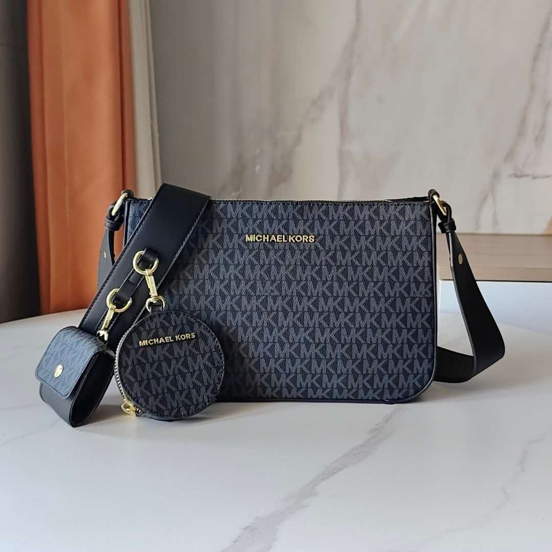 طقم نسائي جديد من مايكل كورس ع - مراجعة Women'S Bags Of Michael Kors وسعره
