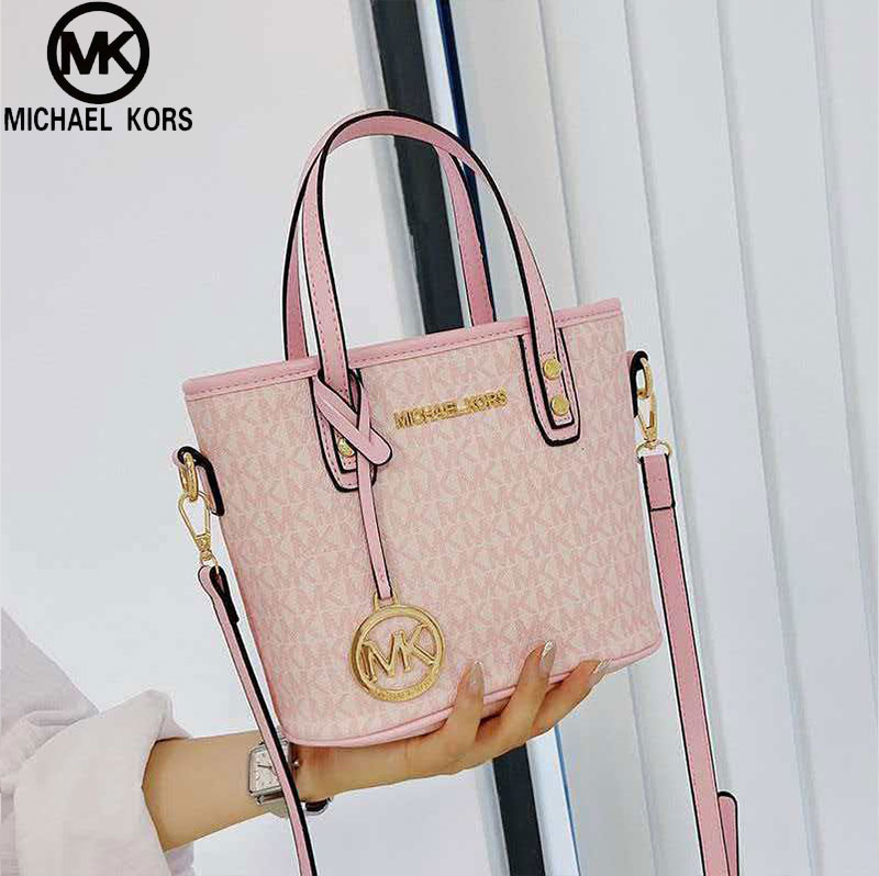 حقيبة مايكل كورس أول جيت سيت 2 - مراجعة Women'S Bags Of Michael Kors وسعره