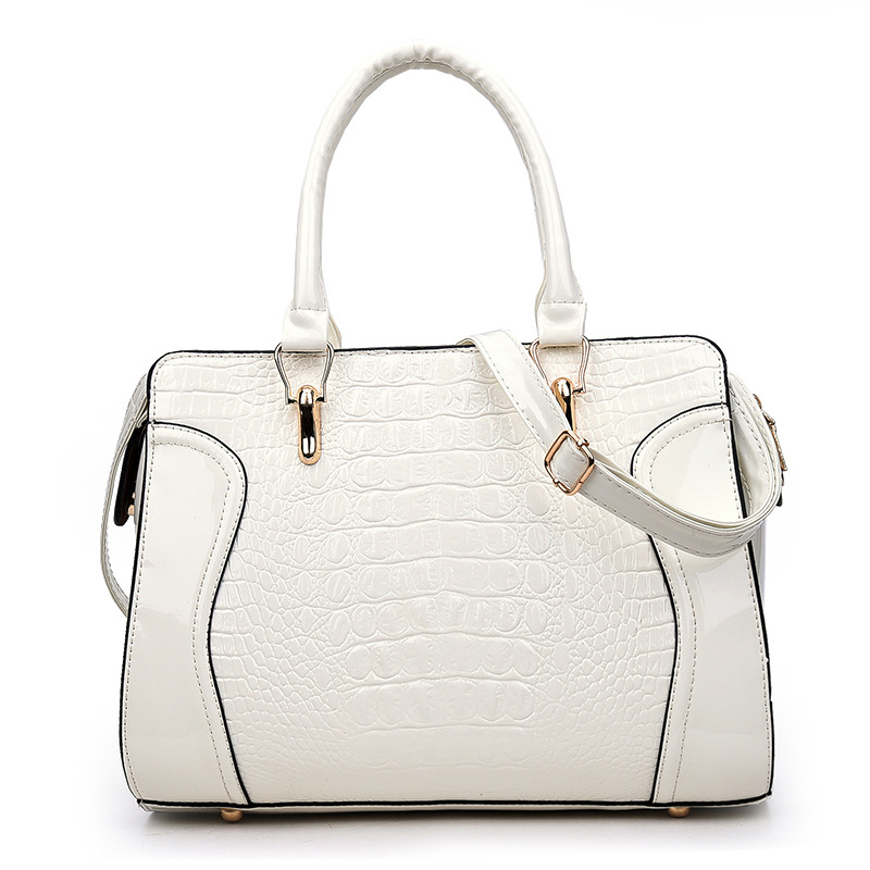 حقيبة يد نسائية عصرية بتصميم م - مراجعة Women Bags Zadig وسعره