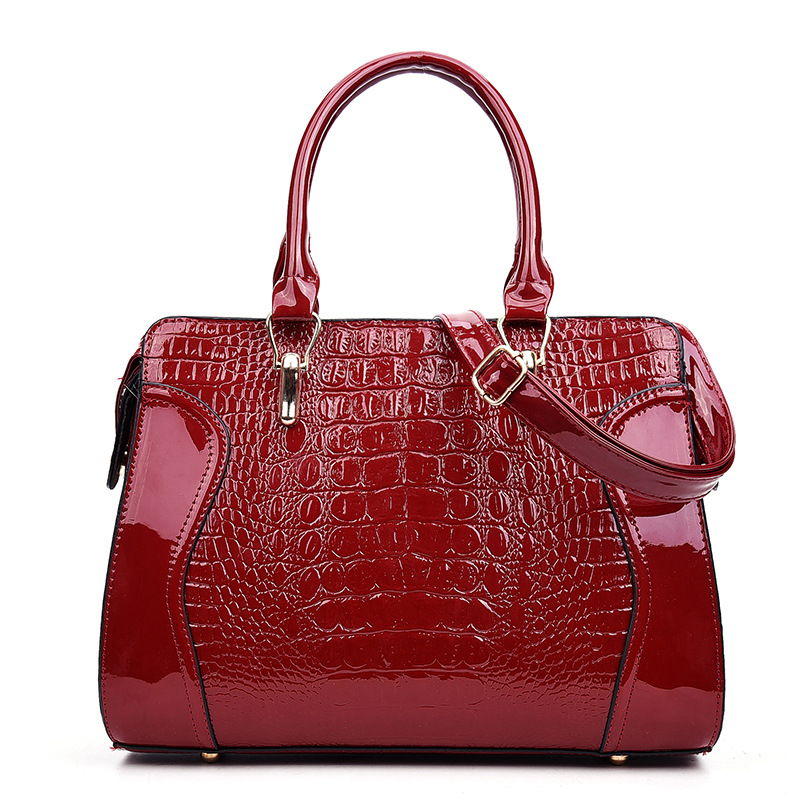 حقيبة يد نسائية عصرية بتصميم م - مراجعة Women Bags Zadig وسعره