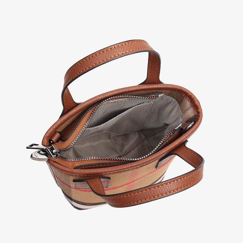حقائب حفاضات جلدية أنيقة وعصري - مراجعة Women Bags Popular Brands وسعره
